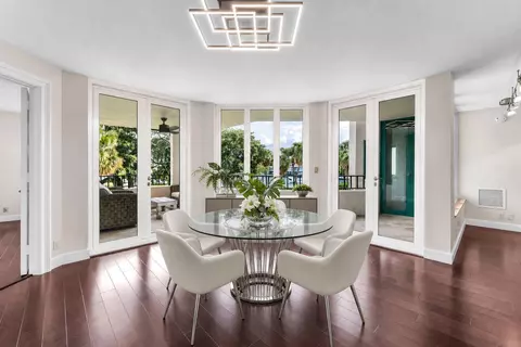 100 SE 5th Ave #202, Boca Raton, FL 33432