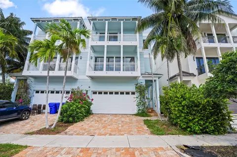 347 Oak St #B1, Hollywood, FL 33019