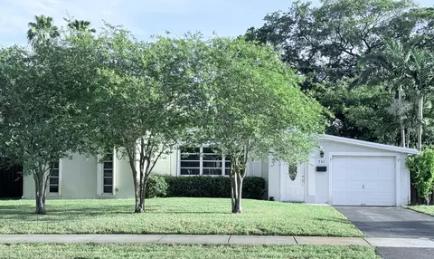 751 NE 61st St, Oakland Park, FL 33334