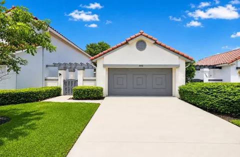 5576 Fox Hollow Dr, Boca Raton, FL 33486
