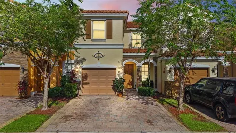 130 Emerald Creek Ter, Plantation, FL 33325