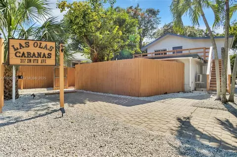 317 SW 9th Ave #1-3, Fort Lauderdale, FL 33312