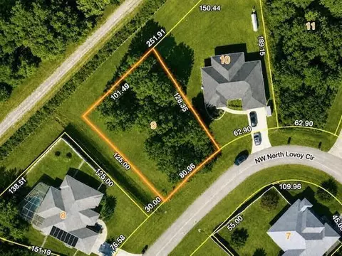 5218 NW N Lovoy Cir, Port St Lucie, FL 34986