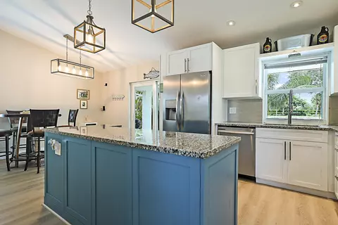 1103 NW 11th St, Boynton Beach, FL 33426