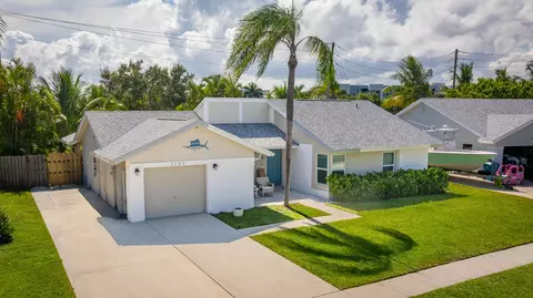1103 NW 11th St, Boynton Beach, FL 33426