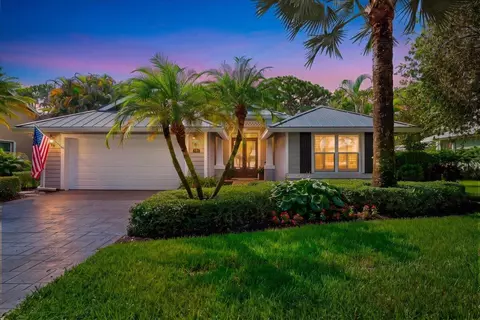 7990 SE Mammoth Dr SE, Hobe Sound, FL 33455