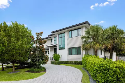 2400 NE 27th Ave, Fort Lauderdale, FL 33305