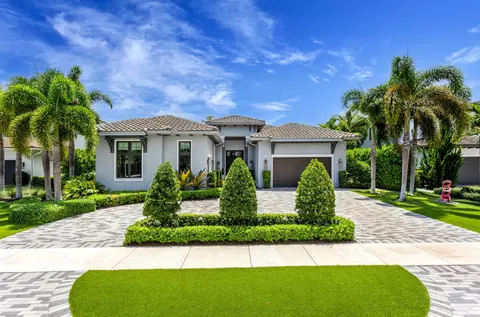 904 NW 2nd St, Boca Raton, FL 33486