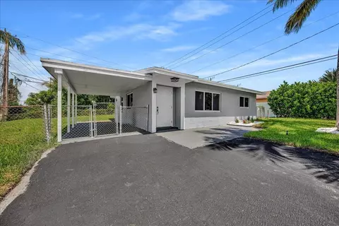 11 NE 28th Ct, Boynton Beach, FL 33435