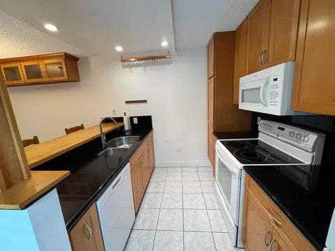 Kitchen - 1807 18th Ct, Jupiter, FL 33477 photo 2 of 3