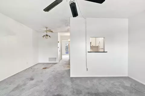 Living - 2600 SE Ocean Blvd #FF-11, Stuart, FL 34996 photo 3 of 4