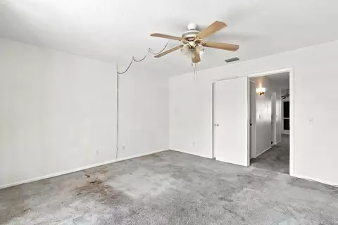 Bedroom - 2600 SE Ocean Blvd #FF-11, Stuart, FL 34996 photo 3 of 6