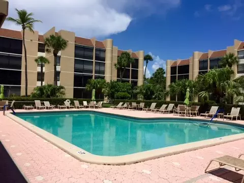 3452 NE Causeway Blvd #102, Jensen Beach, FL 34957