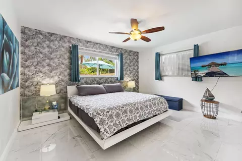 1243 Garfield St, Hollywood, FL 33019