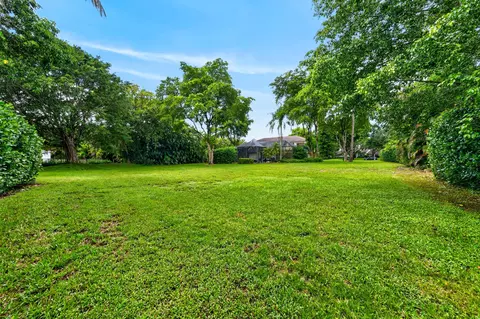 Exterior - 7100 E Cypresshead Dr E, Parkland, FL 33067 photo 14 of 19