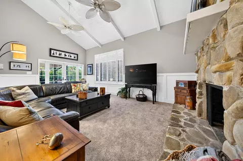 Living - 7100 E Cypresshead Dr E, Parkland, FL 33067 photo 2 of 5