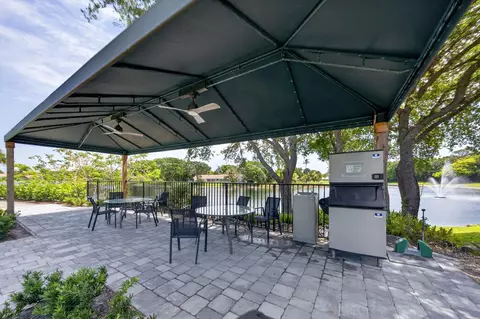 View/Area - 7100 E Cypresshead Dr E, Parkland, FL 33067 photo 10 of 17