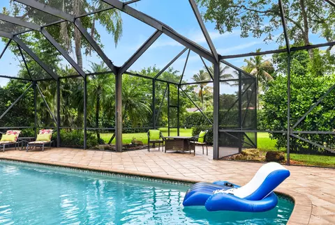 Exterior - 7100 E Cypresshead Dr E, Parkland, FL 33067 photo 10 of 19