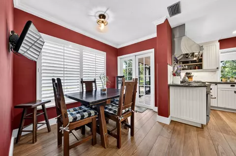 Dining - 7100 E Cypresshead Dr E, Parkland, FL 33067 photo 4 of 6