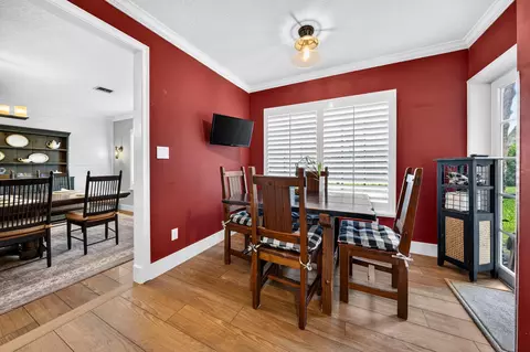 Dining - 7100 E Cypresshead Dr E, Parkland, FL 33067 photo 5 of 6