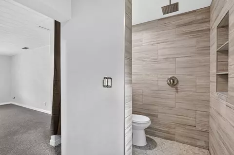 Bath - 820 E 13th St, Stuart, FL 34994 photo 1 of 3