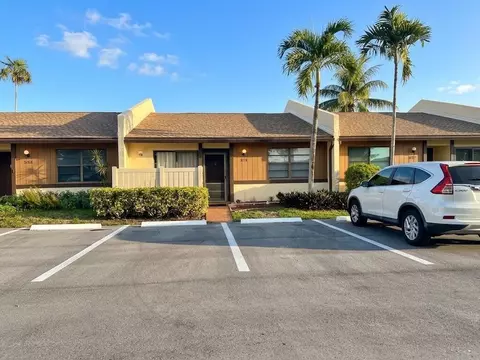 535 Banks Rd #2-521, Margate, FL 33063