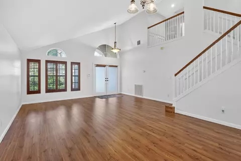 Living - 1021 SE Westminster Pl, Stuart, FL 34997 photo 1 of 10