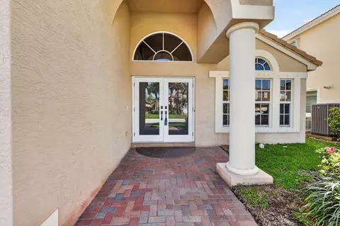 Other - 1021 SE Westminster Pl, Stuart, FL 34997 photo 2 of 10