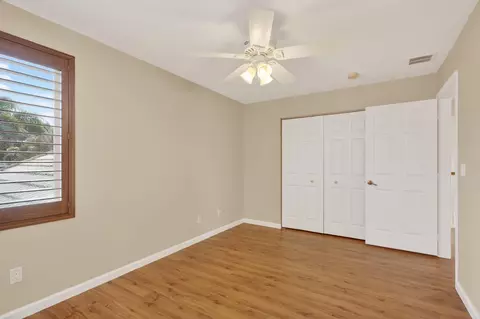 Bedroom - 1021 SE Westminster Pl, Stuart, FL 34997 photo 3 of 7