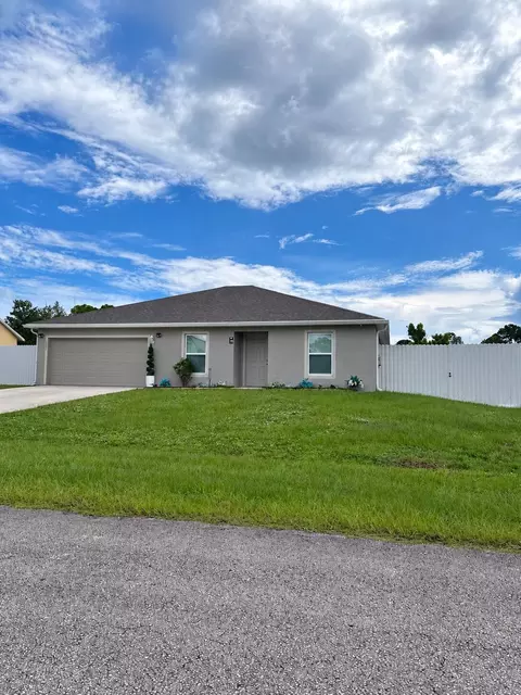 2373 SW Barber Ln, Port Saint Lucie, FL 34984