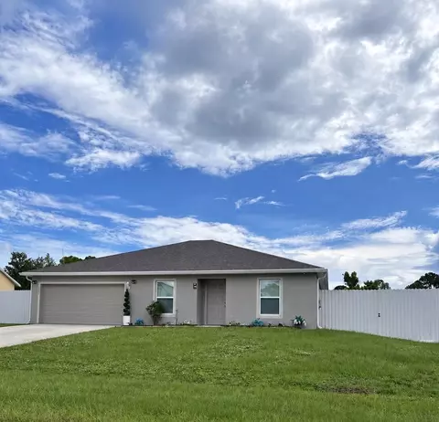 2373 SW Barber Ln, Port Saint Lucie, FL 34984