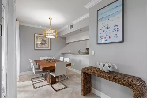 Dining - 6376 W Sample Rd #6376, Coral Springs, FL 33067 photo 1 of 2