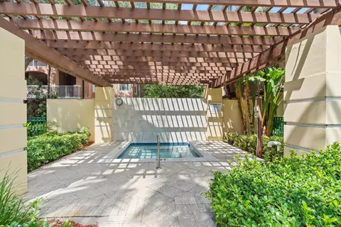 Exterior - 6376 W Sample Rd #6376, Coral Springs, FL 33067 photo 4 of 7