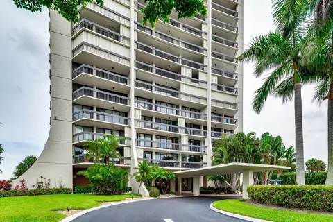 2000 Presidential Way #603, West Palm Beach, FL 33401