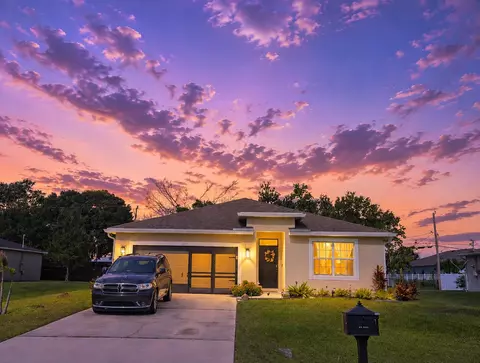 1017 SW Longfellow Rd, Port Saint Lucie, FL 34953
