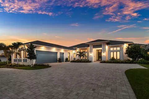 4915 King Palm Cir, Boynton Beach, FL 33436