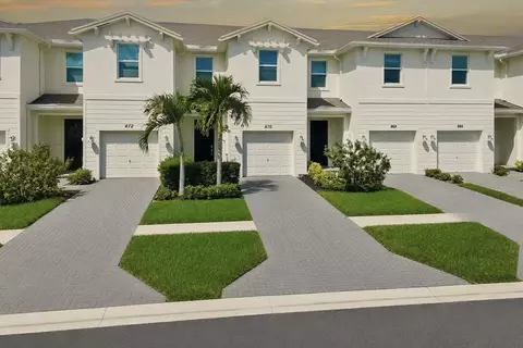 870 SE Grovebush Ln, Port Saint Lucie, FL 34984