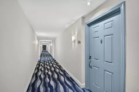 700 E Boynton Beach Blvd #410, Boynton Beach, FL 33435