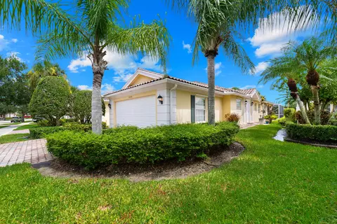 10476 SW Stratton Dr, Port Saint Lucie, FL 34987