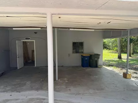 326 N 14th St, Fort Pierce, FL 34950