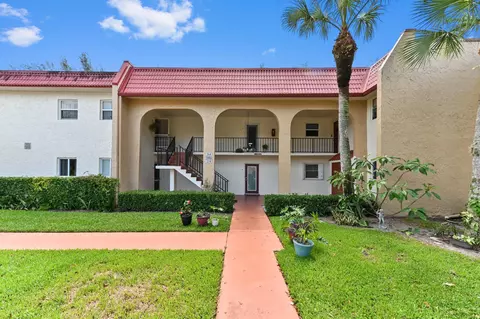 368 Lake Frances Dr #368, West Palm Beach, FL 33411