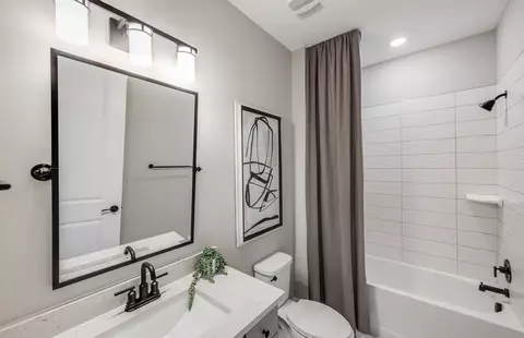 Bath - 10411 SW Highpointe Dr #263 ASHBY, Stuart, FL 34997 photo 4 of 5