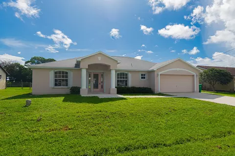 1831 SE Mantua St, Port Saint Lucie, FL 34952