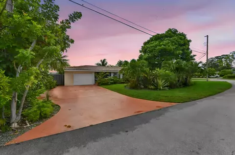 1513 NE 28th Dr, Wilton Manors, FL 33334
