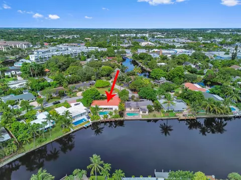 1513 NE 28th Dr, Wilton Manors, FL 33334