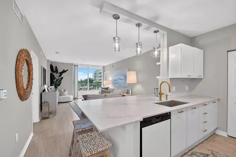 625 Casa Loma Blvd #506, Boynton Beach, FL 33435