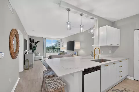 625 Casa Loma Blvd #506, Boynton Beach, FL 33435