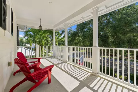 Exterior - 2664 Greenway Dr, Jupiter, FL 33458 photo 5 of 20