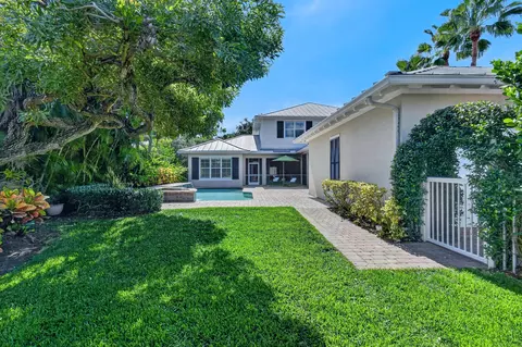 Exterior - 2664 Greenway Dr, Jupiter, FL 33458 photo 15 of 20