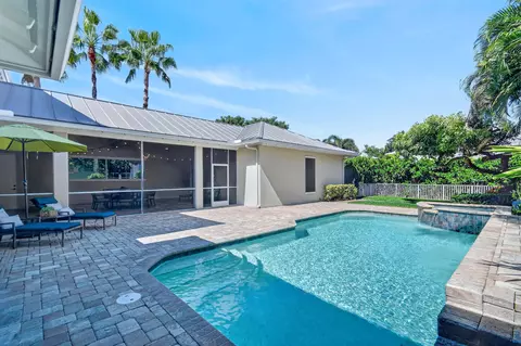 Exterior - 2664 Greenway Dr, Jupiter, FL 33458 photo 12 of 20
